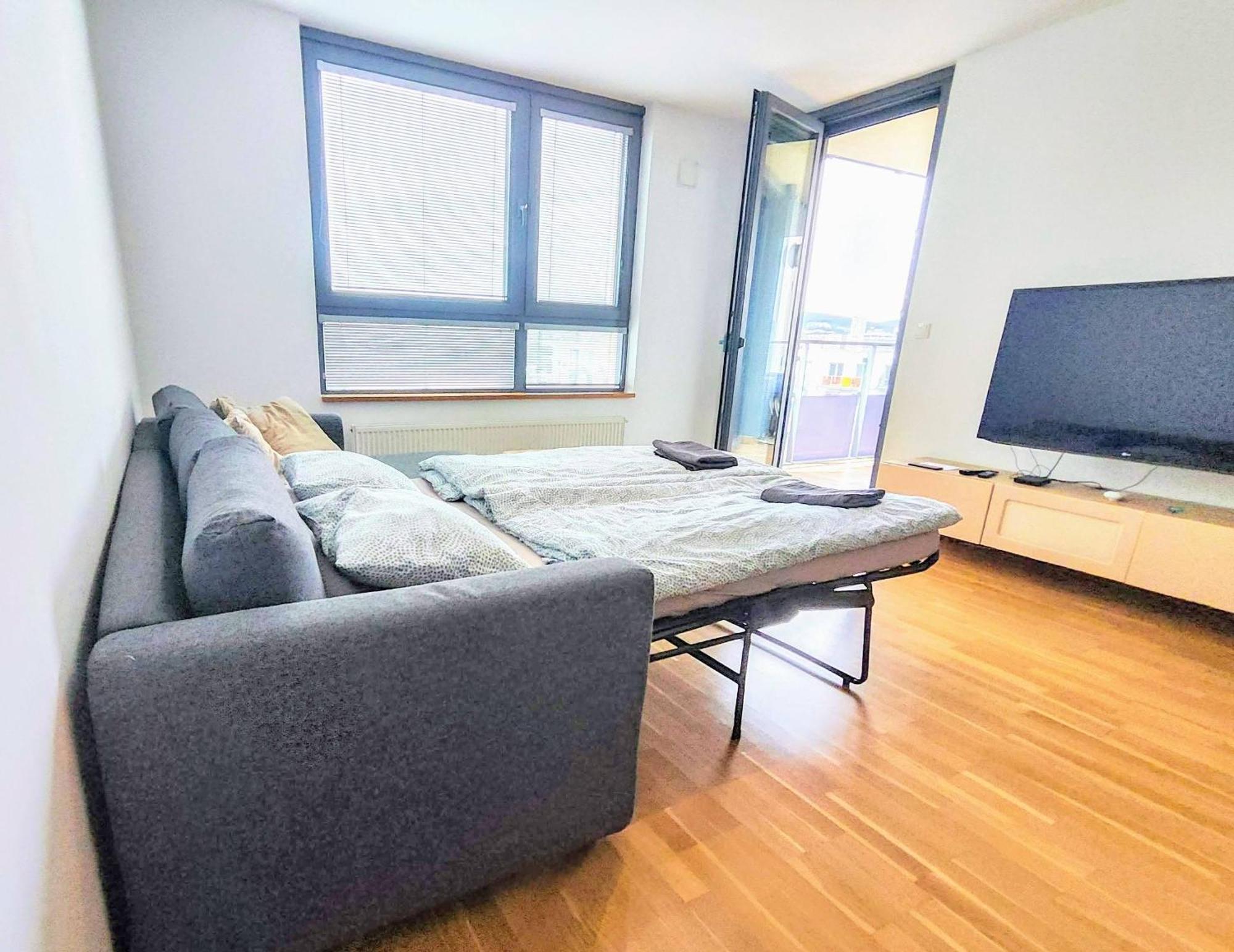 Appartamento Mills - Free Parking - Balcony With View - Close To Nivy Mall *